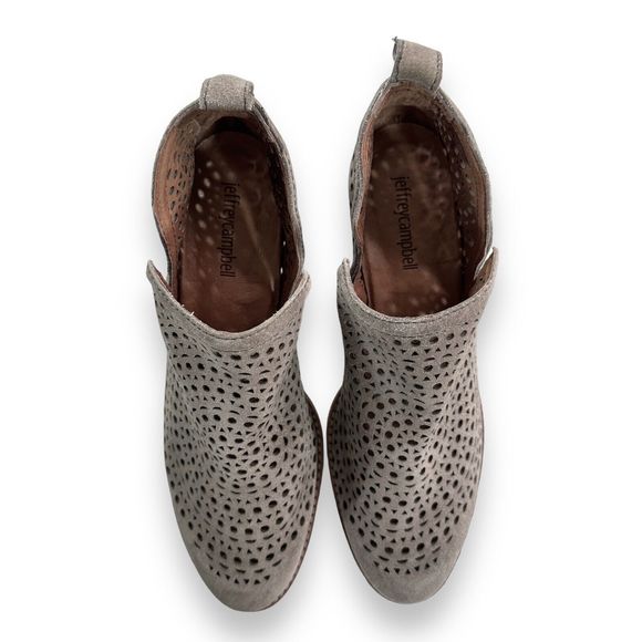 Jeffrey Campbell Ankle Boot Bootie Sz 8 Rosalee Suede Perforated Taupe Gray Heel - Picture 8 of 11